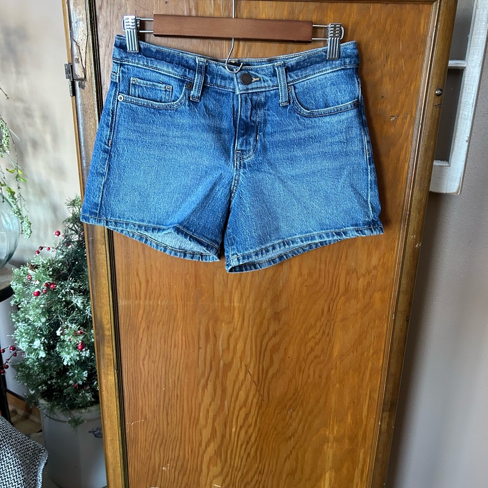 Banana Republic Denim Shorts. NWOT. Size 2.